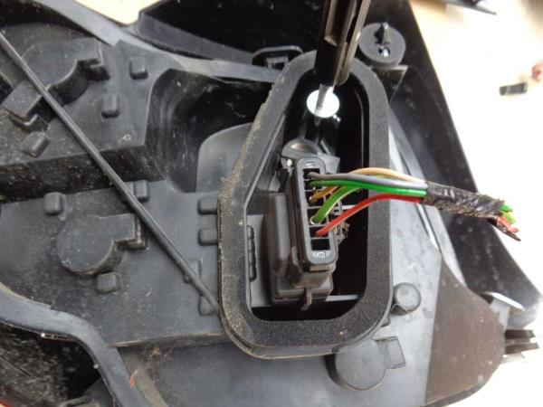 FEU ARRIERE DROIT CITROEN DS3 - Vue 2